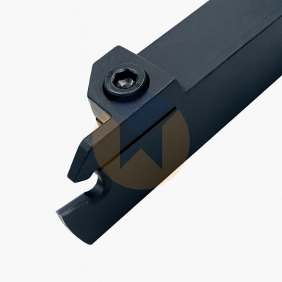 Резец с СМП ZQ3232L-04